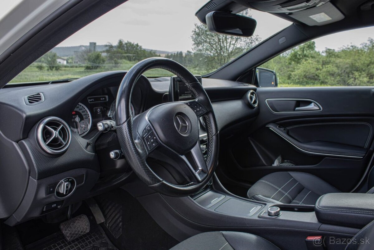 Mercedes-Benz A180 1.6 2015 - 7