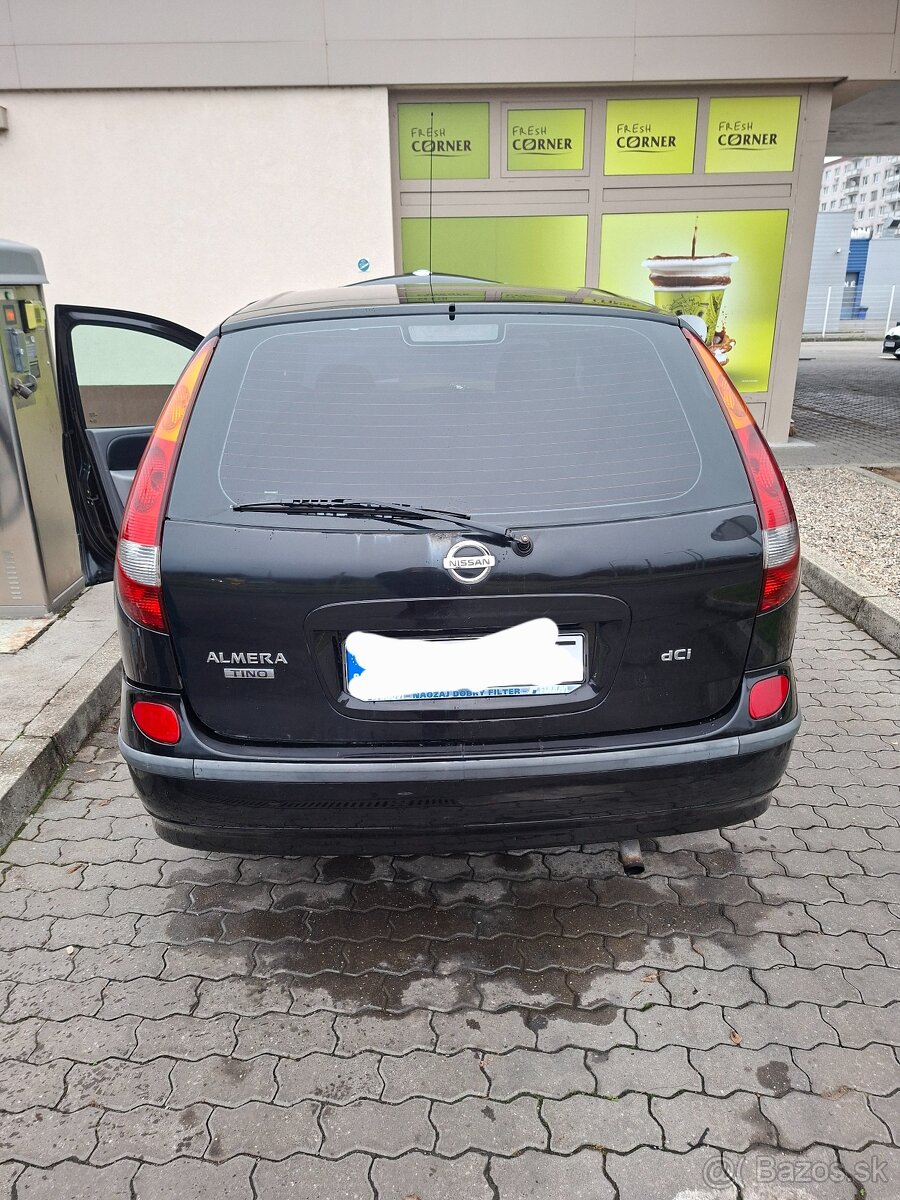 Nissan Almera Tino - 7