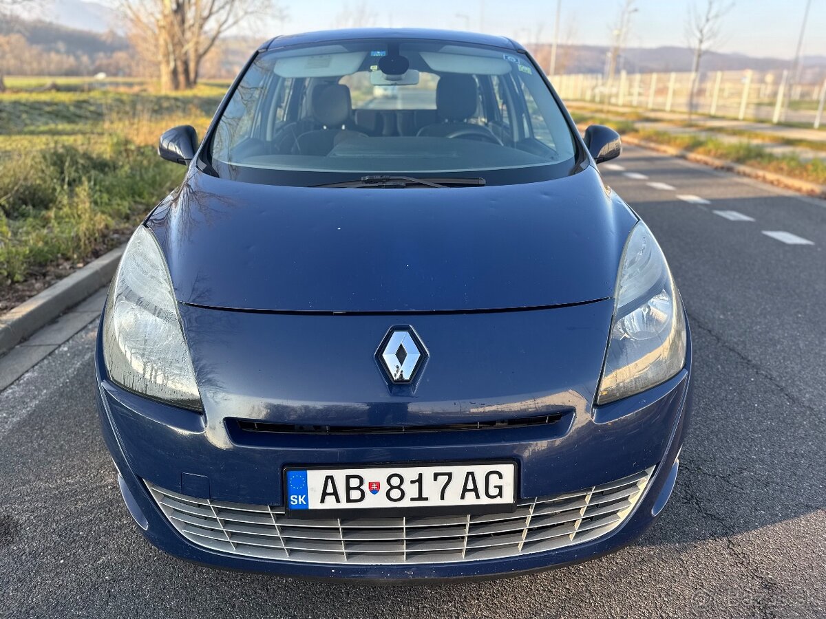 Renault Grand Scenic 7-miest Nová STK - 7