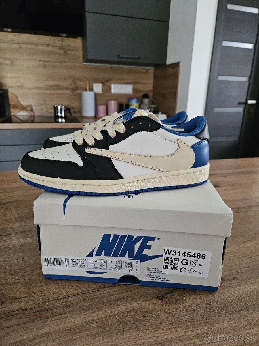 Nike Air Jordan Low - 7