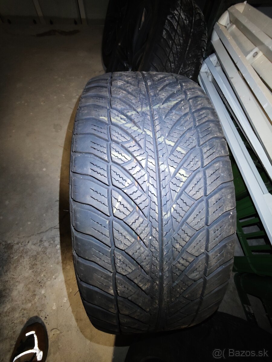 Predám zimnú sadu 8Jx18 H2 ET 30. - 7