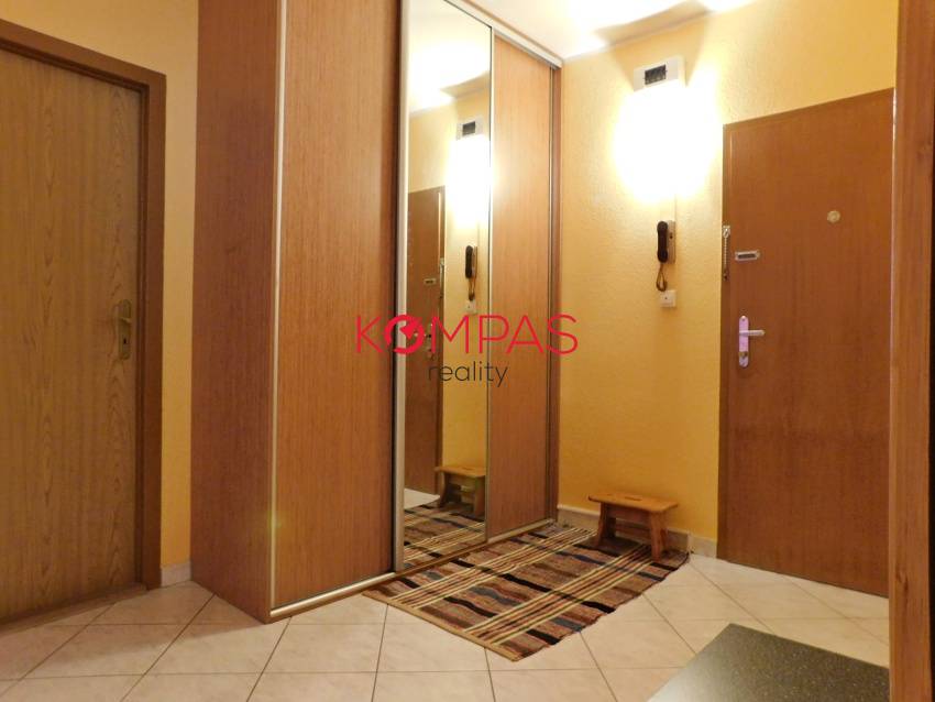 PRENÁJOM 3 IZBOVÝ BYT PO REKONŠTRUKCII, KOMPLETNE ZARIADENÝ - 7