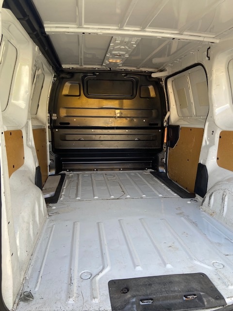 Predám Peugeot Expert 2.0 HDi – spoľahlivá dodávka - 7