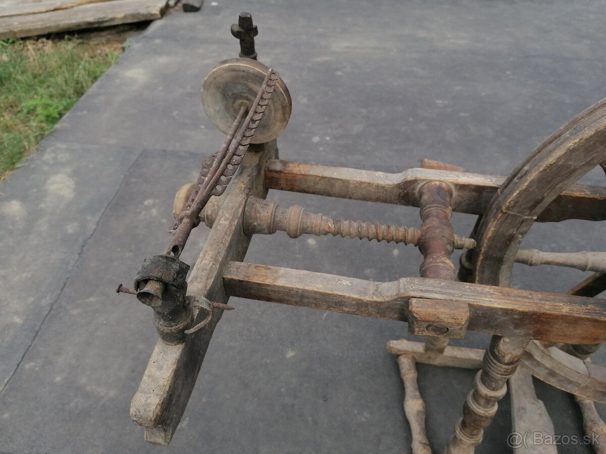 Predám starožitný kolovrátok - 7