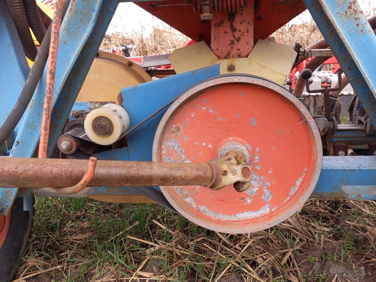 Predám sejačku - 7