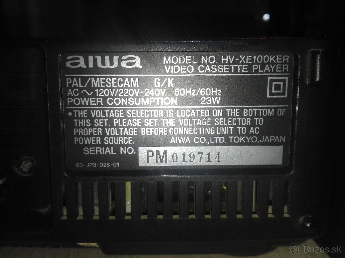 VHS videoprehrávač AIWA+TV farebné, 14“. - 7