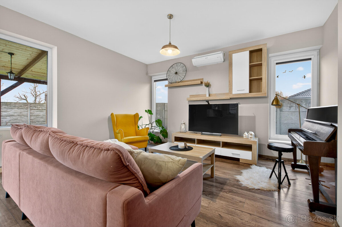 Samostatne stojaci 4-izbový rodinnný dom - ihneď voľný - 7