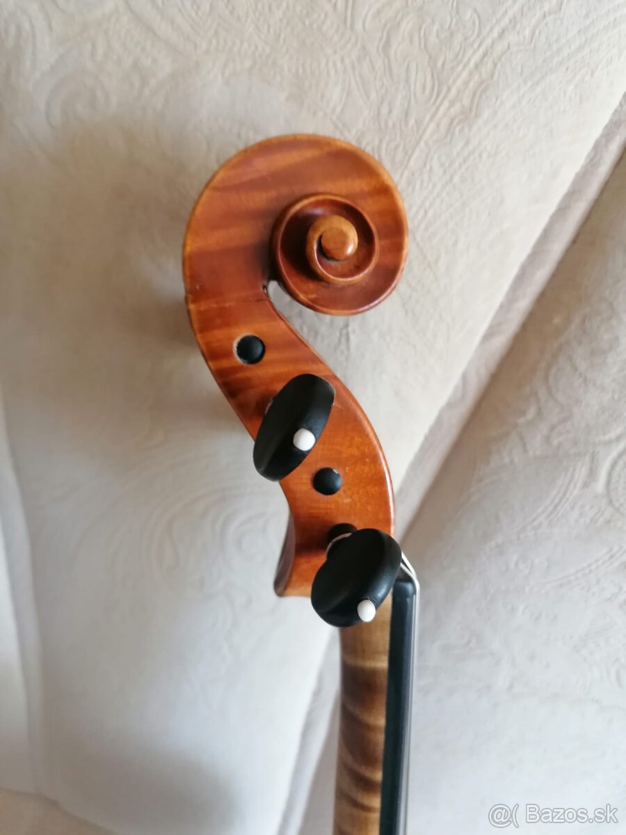 HUSLE O. J. WILLMANN - 7