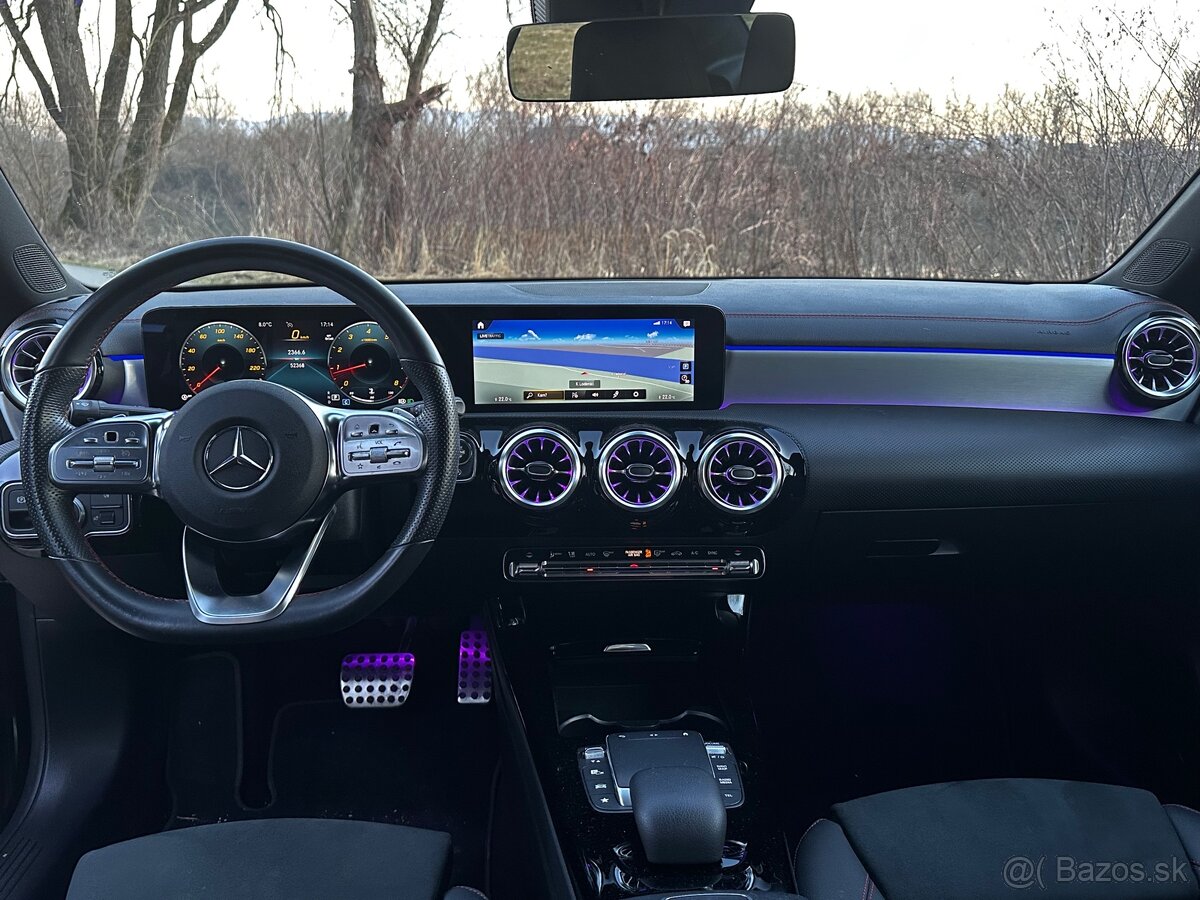 Mercedes - Benz CLA200 AMG Line - 7