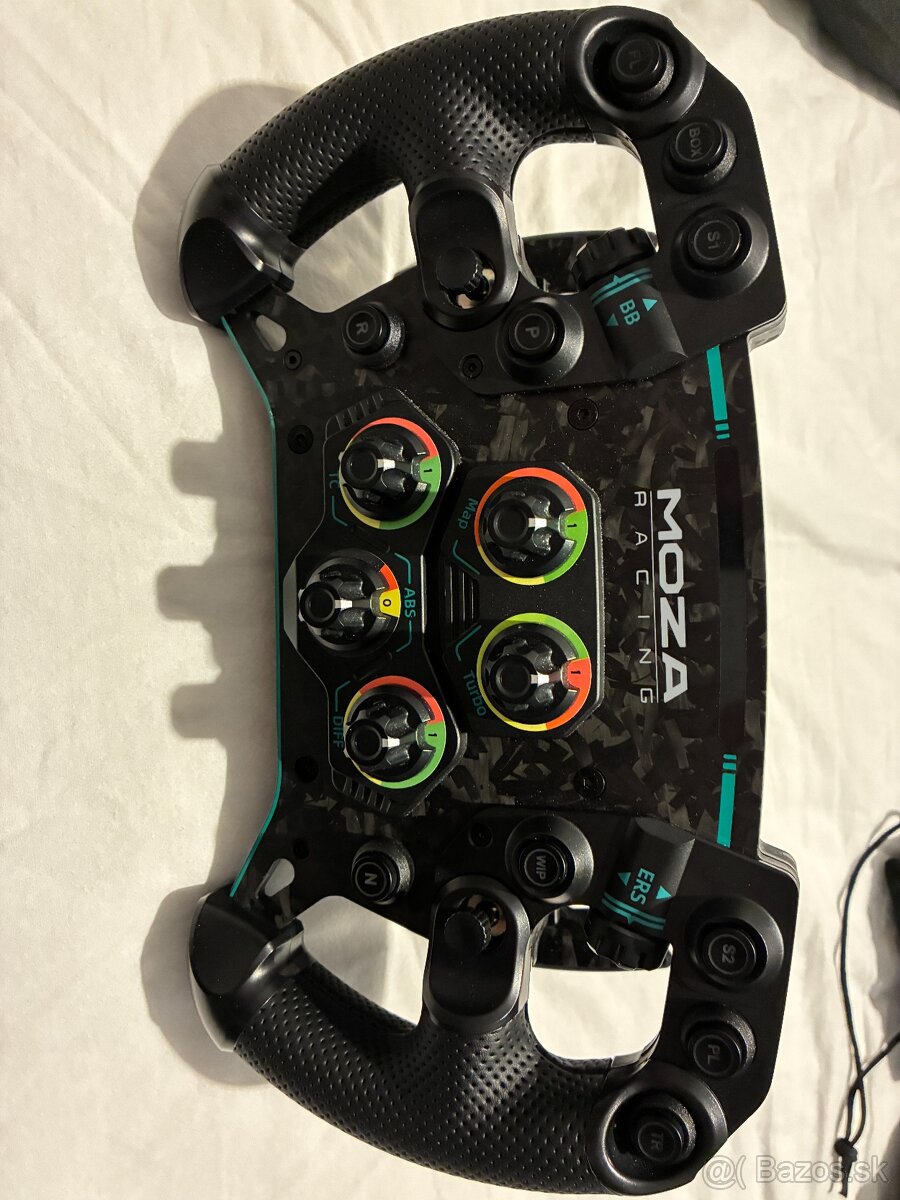 Moza R5 Budle + GT volant Moza GS V2P - 7