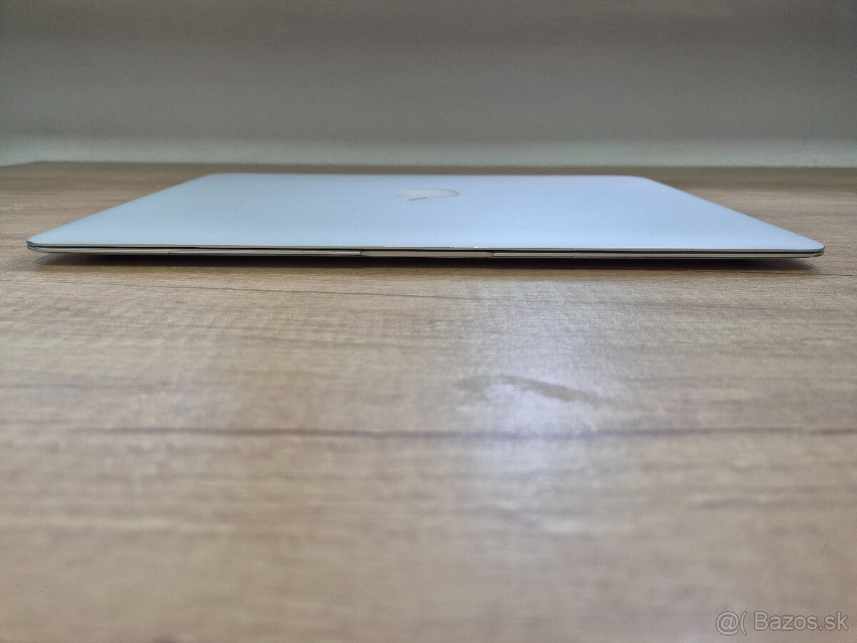 MacBook Air (13-inch, 2015) /Intel Core i5/4GB RAM/128GB SSD - 7