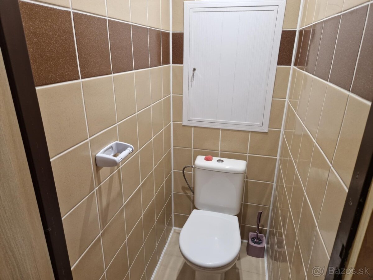 Na predaj priestranný 1 izbový byt s loggiou v obci Kanianka - 7