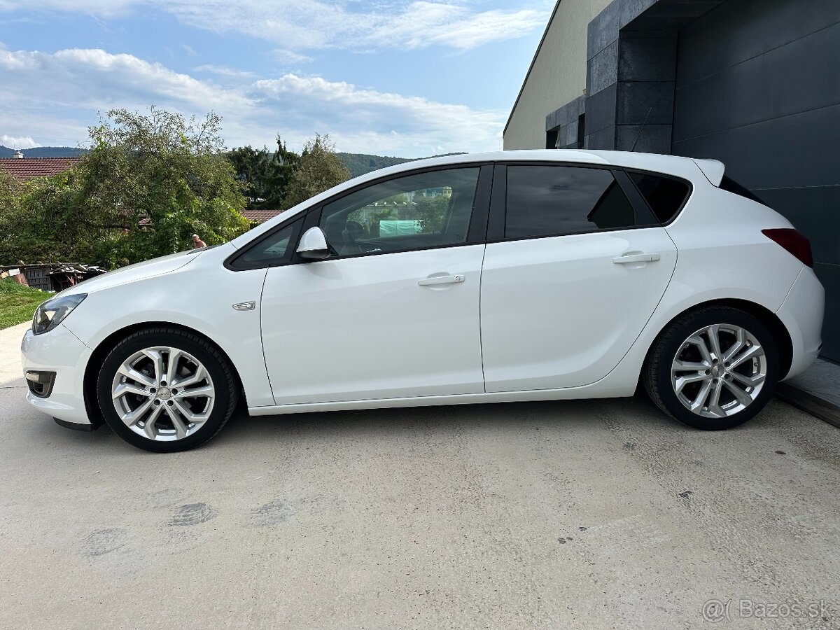 Opel Astra 1.6i - 7