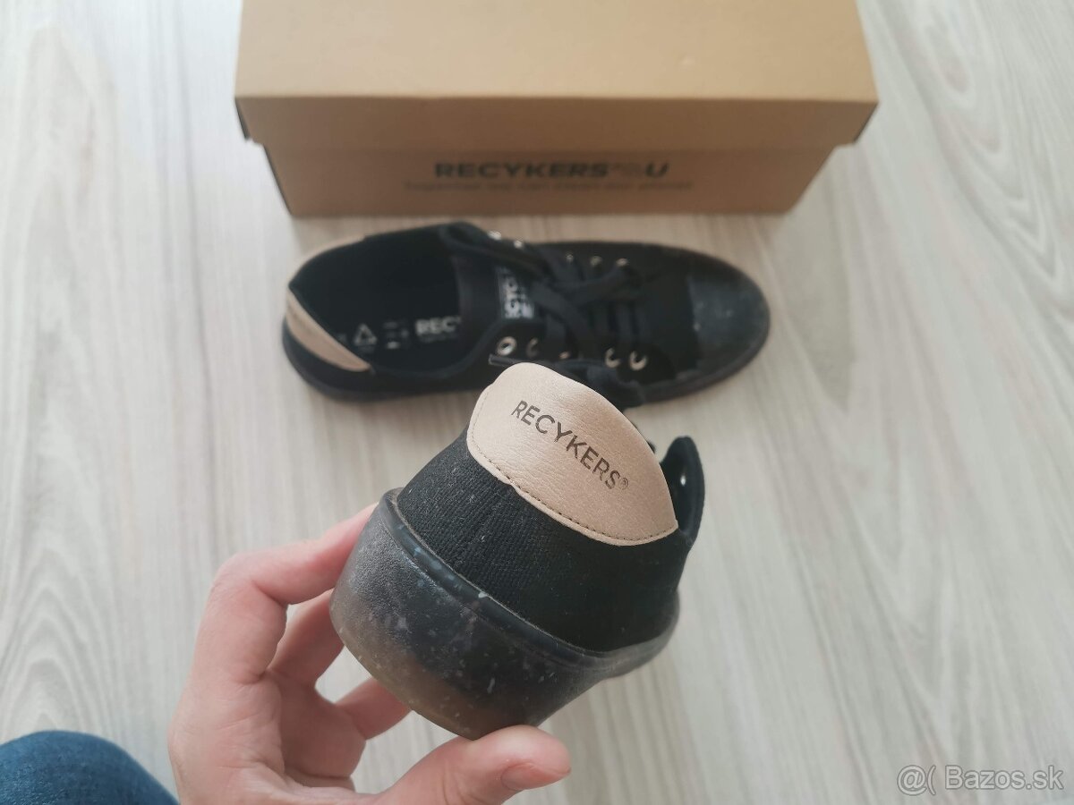 Čierne dámske ekologické tenisky Recykers č. 38 - 7