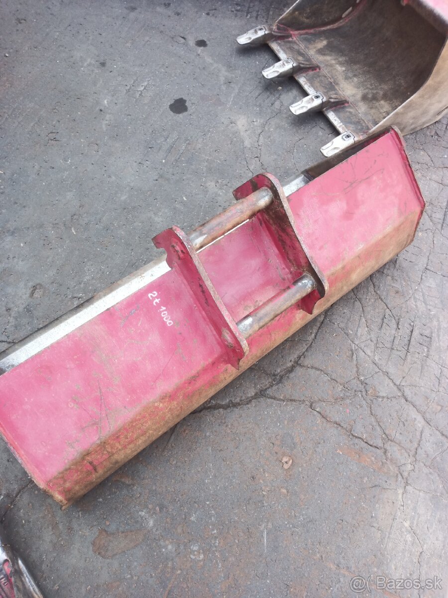 Lyžice varechy Takeuchi MH03 - 7