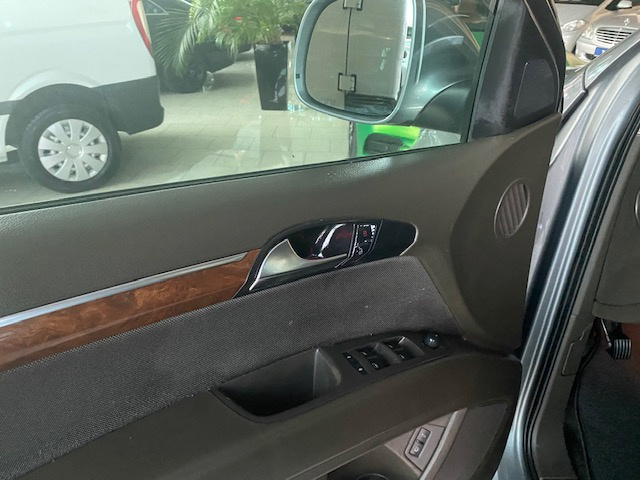 Audi Q7 3.0 V6 TDI Quattro S tronic S-line 7-miestne SK ŠPZ - 7