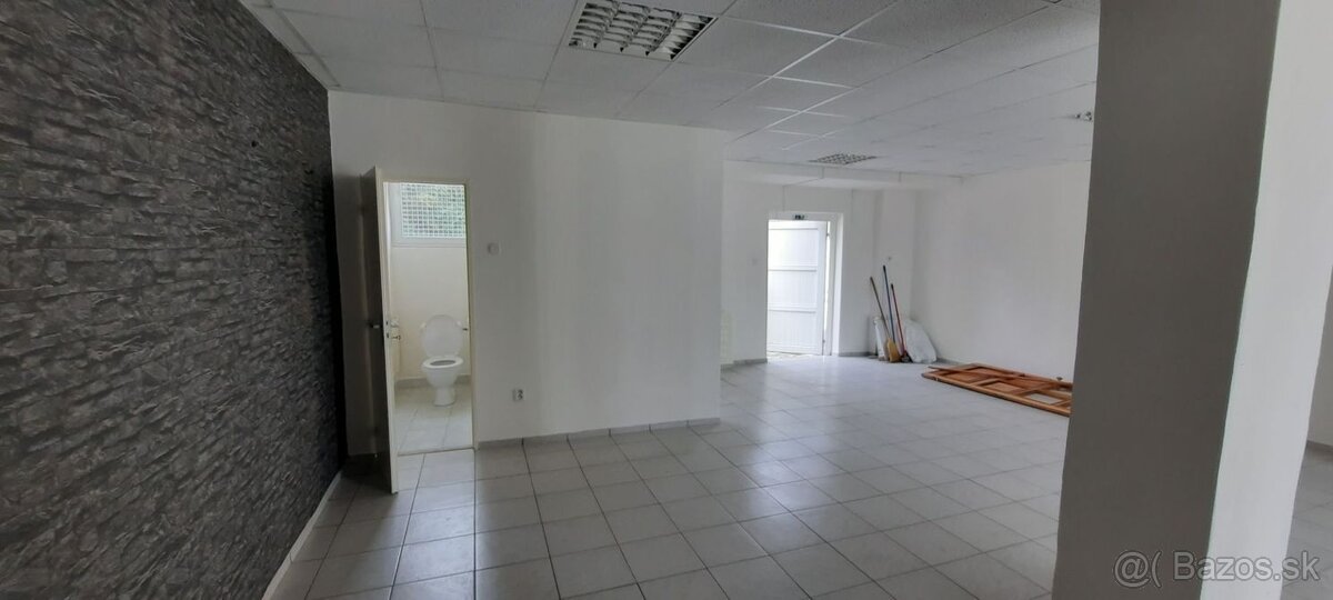 Klimatizované priestory v širšom centre, Bratislavská ulica - 7