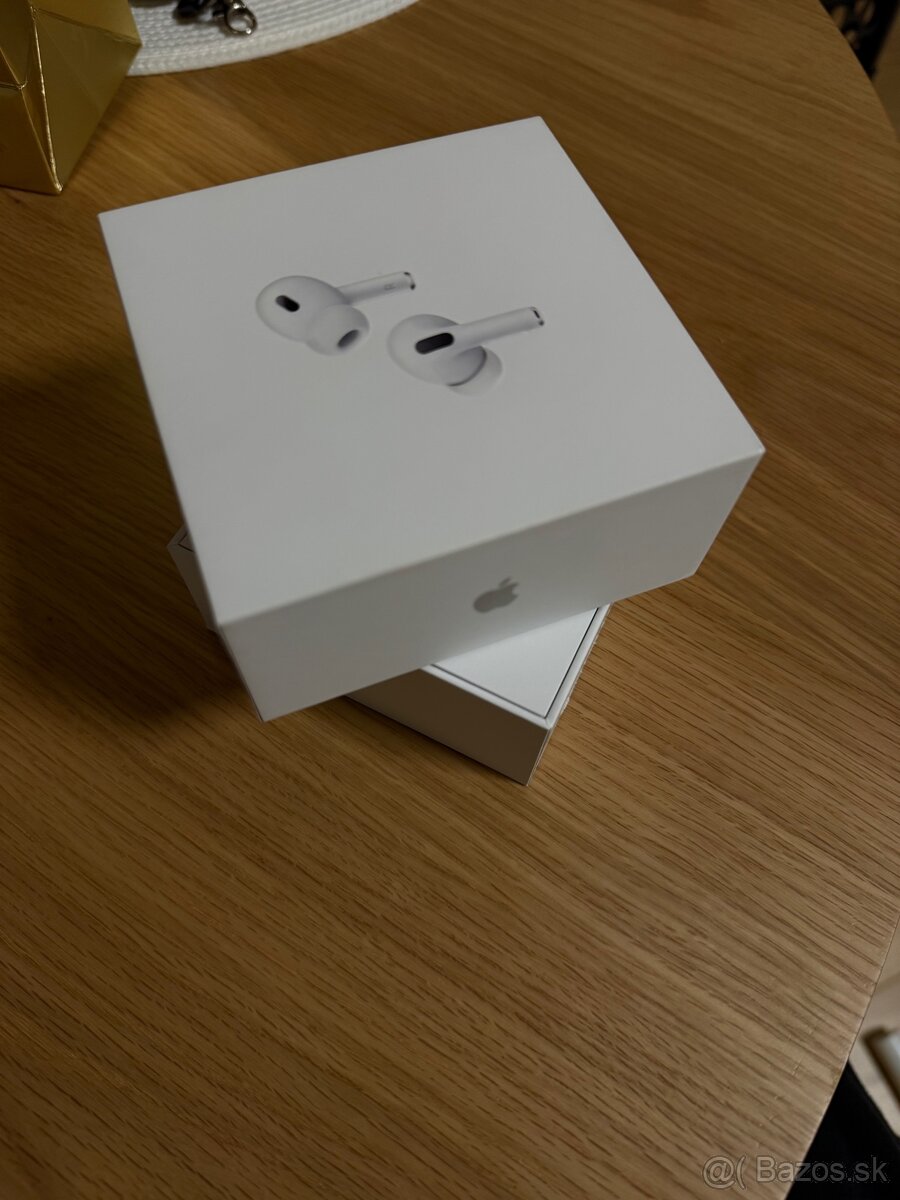 Apple AirPods Pro 2 - 7