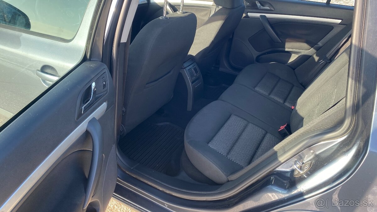 Škoda Octavia scout 2,0 TDI 4x4 - 7