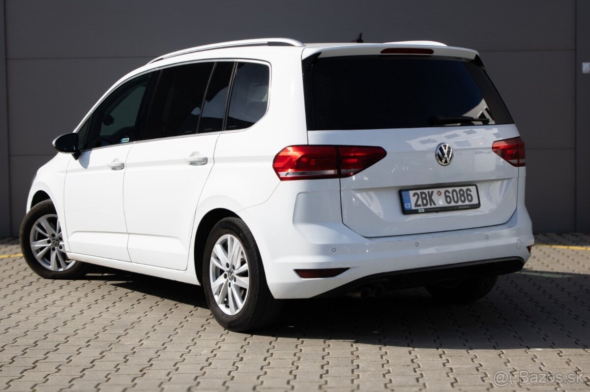 VW Touran Hi-line 100% stav - 7
