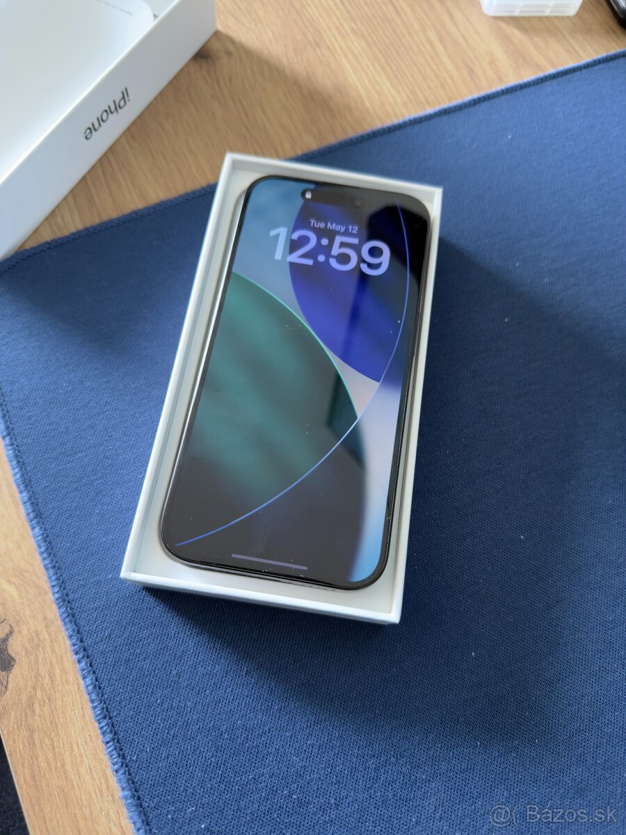 Predám úplne NOVÝ iPhone 15 Pro - 256GB - 7