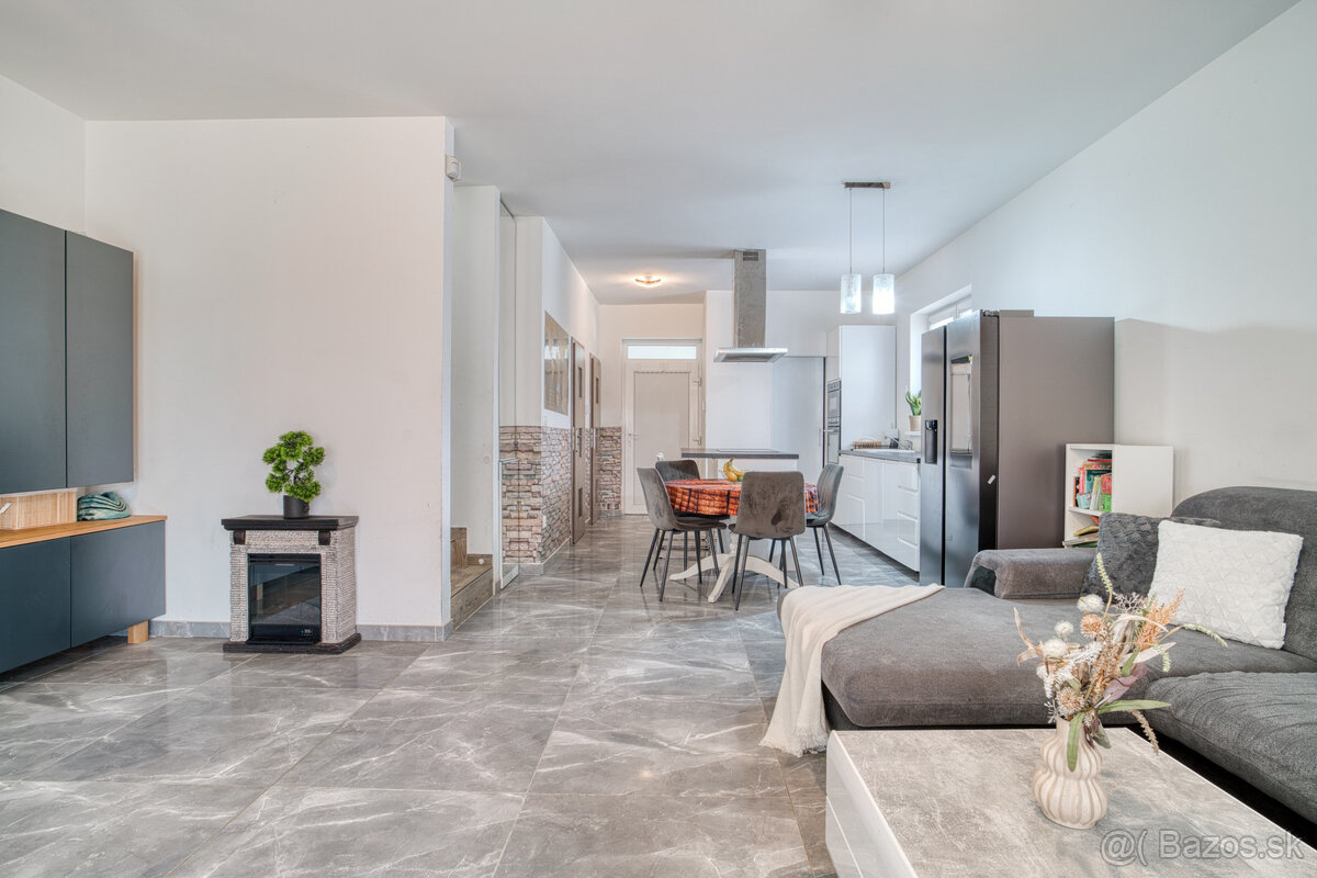 Na predaj priestranný 4-izbový rodinný dom v Bernolákove - 7