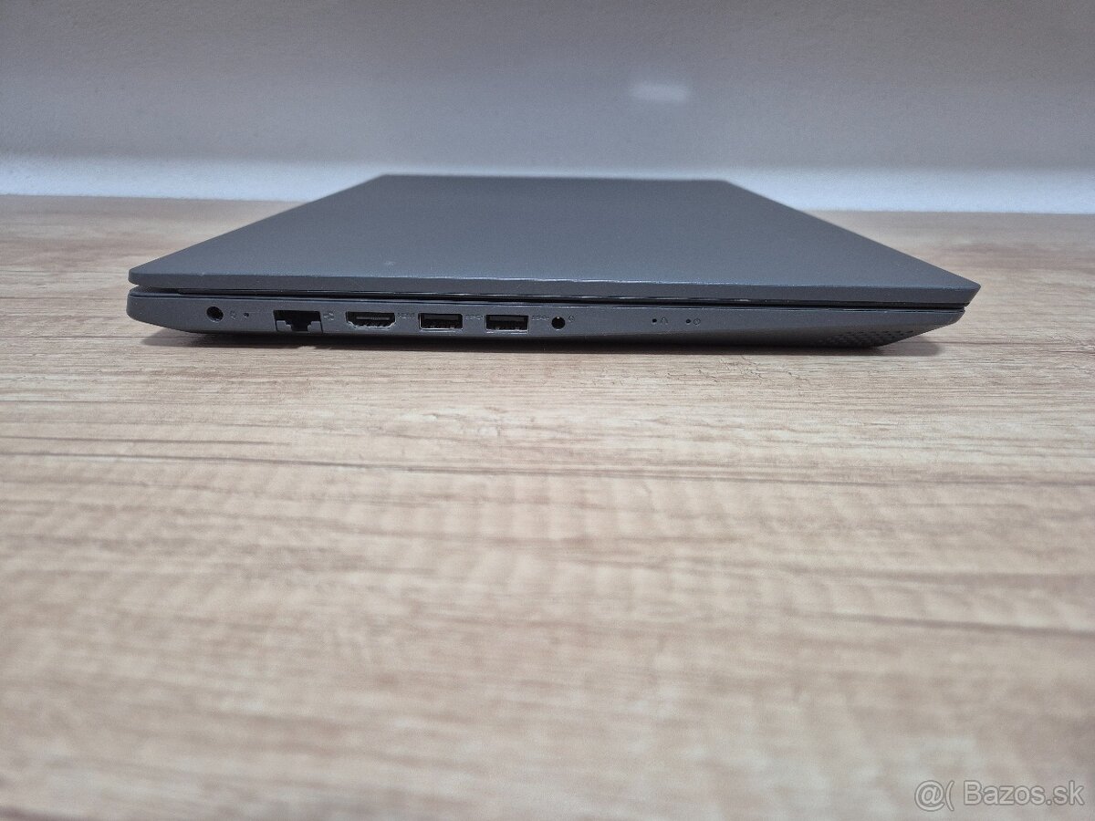 Lenovo V155-15API /AMD Ryzen 3-3200U/8GB RAM/FHD/SSD+HDD - 7