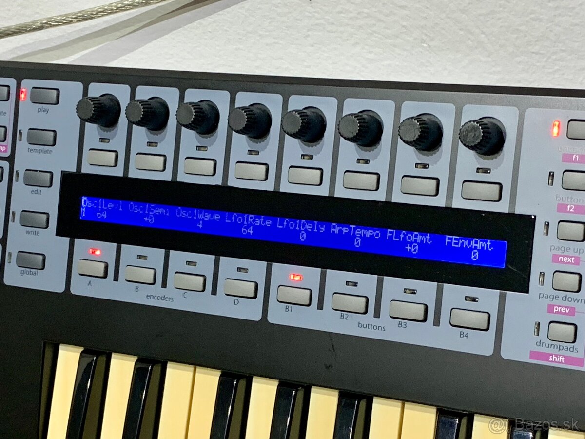 MIDI klávesnica NOVATION ReMOTE 25 SL Compact - 7
