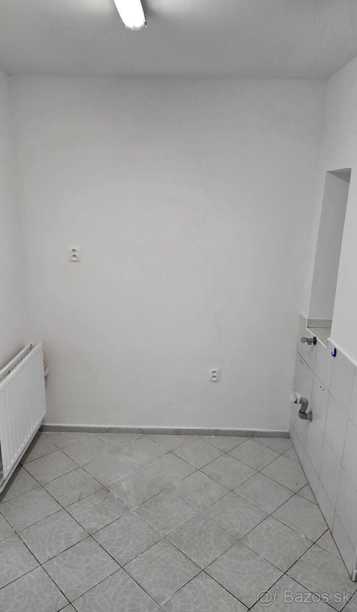 Prenájom obchodného priestoru - 7