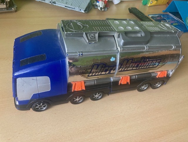 Rozkladacie hracie auto s vybavenim - 7