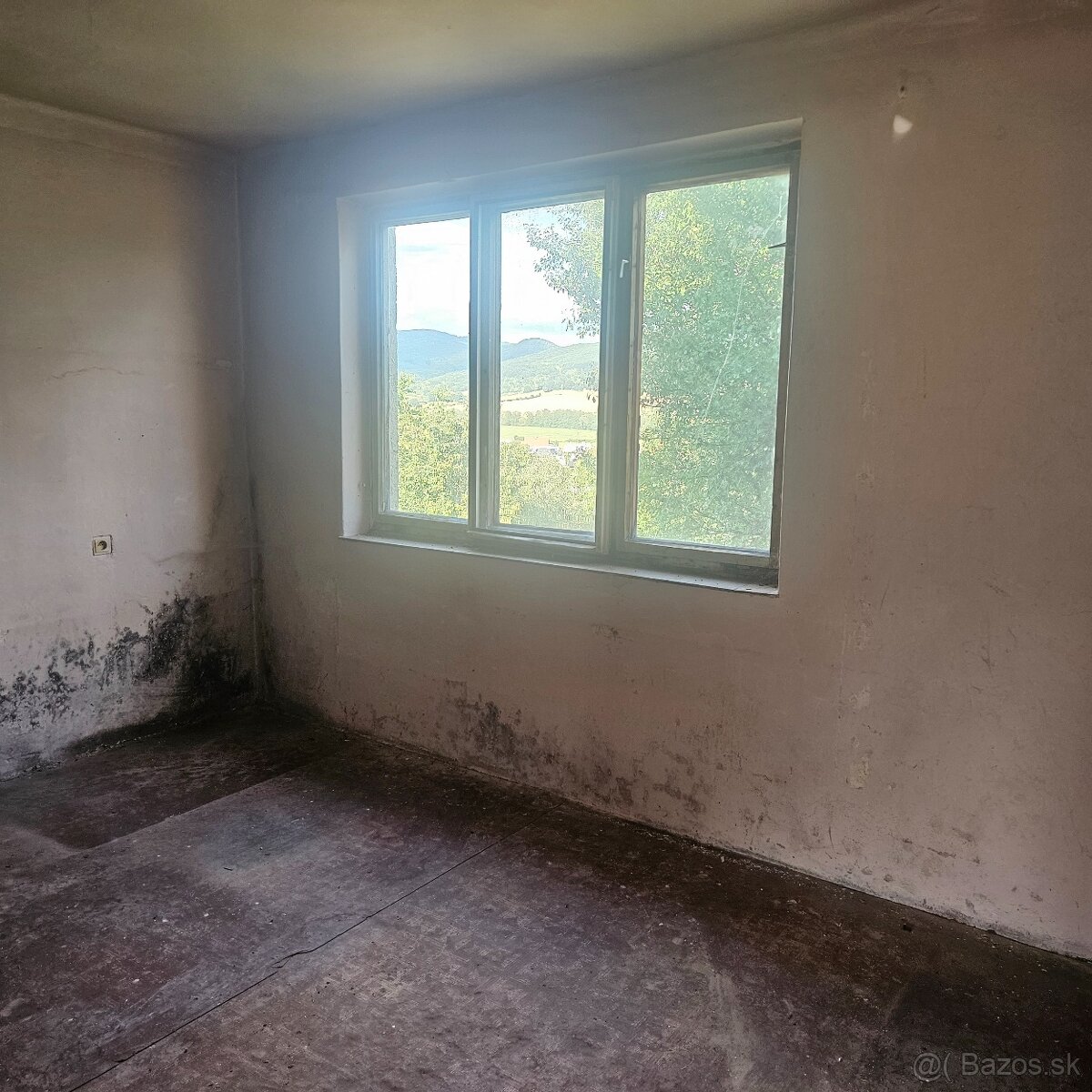 Predame rodinny dom pred rekonstrukciou Sása - 7