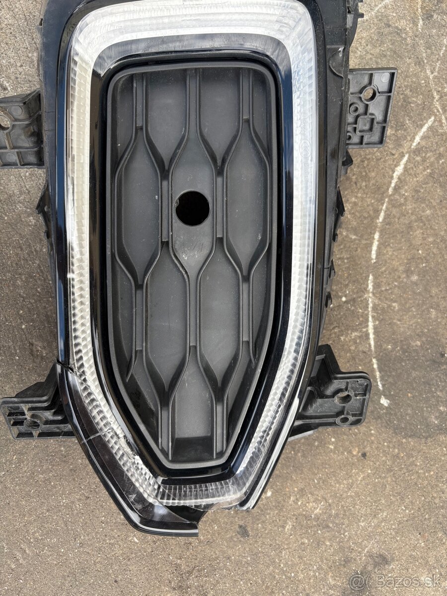 Predam predný nárazník na VW T Roc 2018- - 7