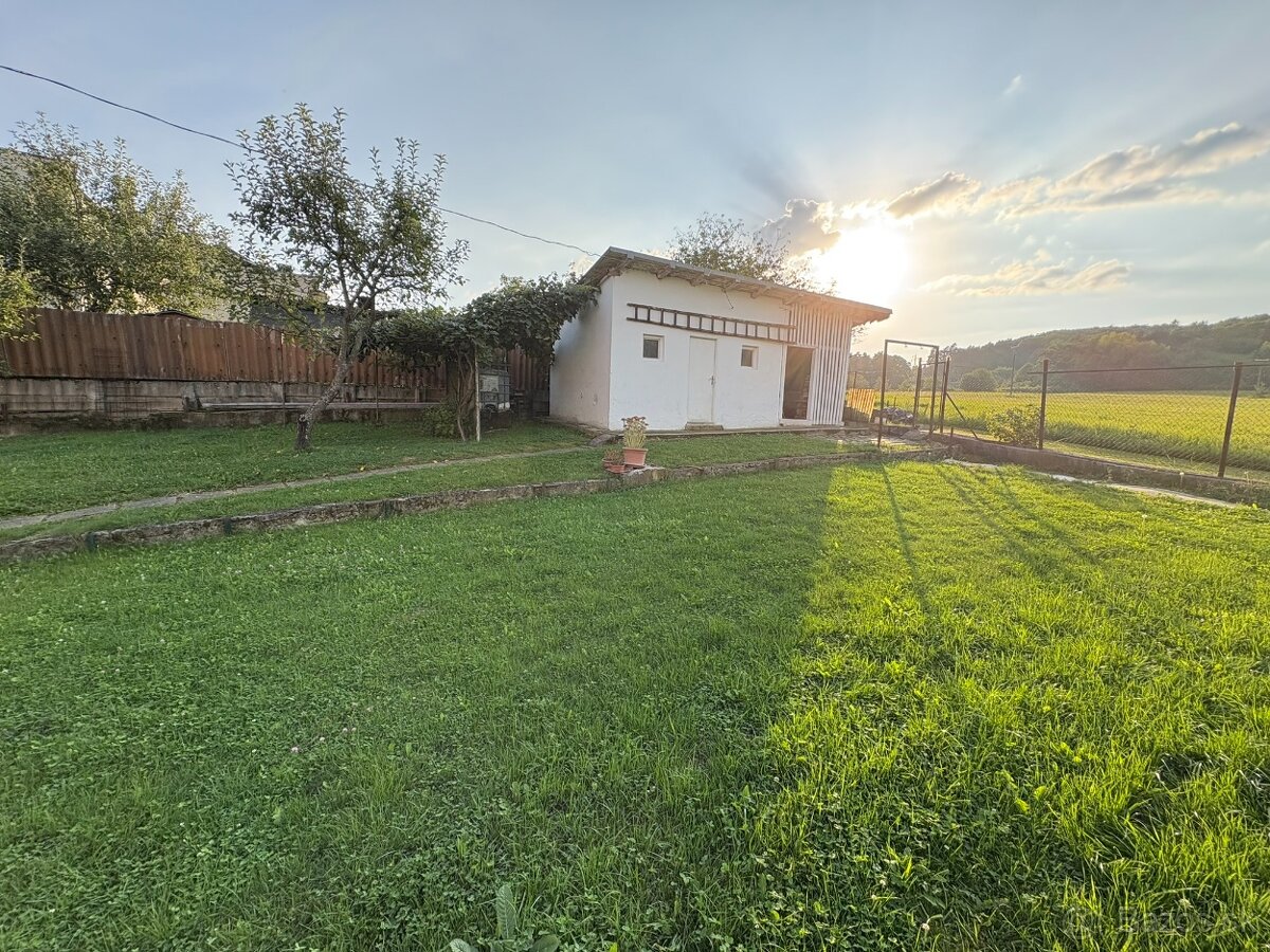 AKCIA Rodinný dom s krásnou záhradou - Kováčová - 7