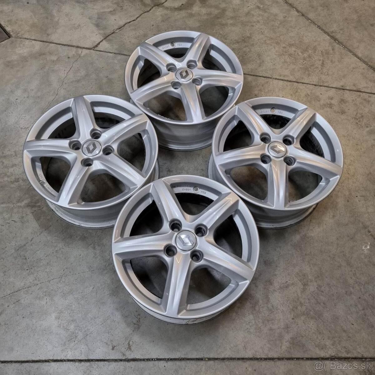 Hliníkové disky 4x100 R15 6J ET40 - 7