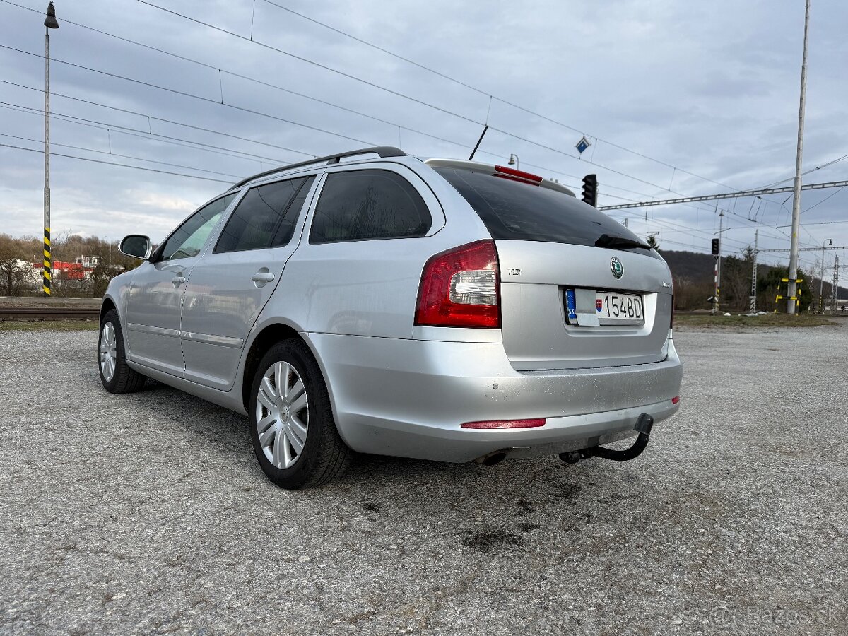 Škoda Octavia 1.6 TDI Combi - 7