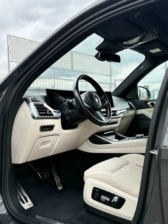 BMW X7 xDrive 40d M Sport / PANO / 7 MIEST - 7
