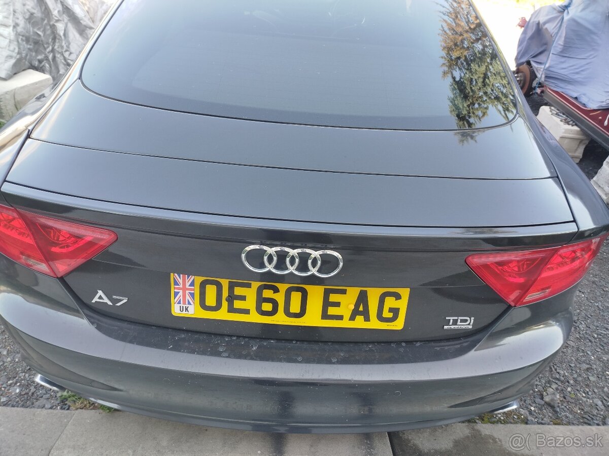 Dvere Audi A7 4G, farba: LA7W - 7