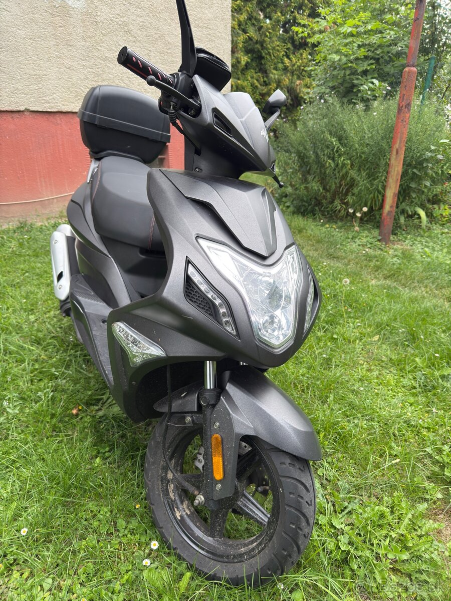Skúter 125 - 7
