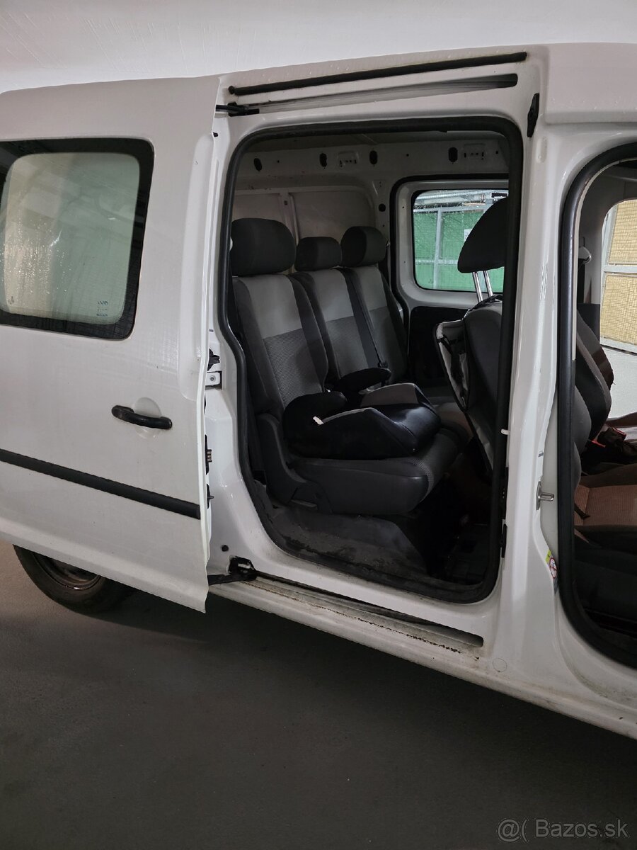 VW Caddy Maxi 1.6 TDI 75 kW, r.v. 2013 - 7