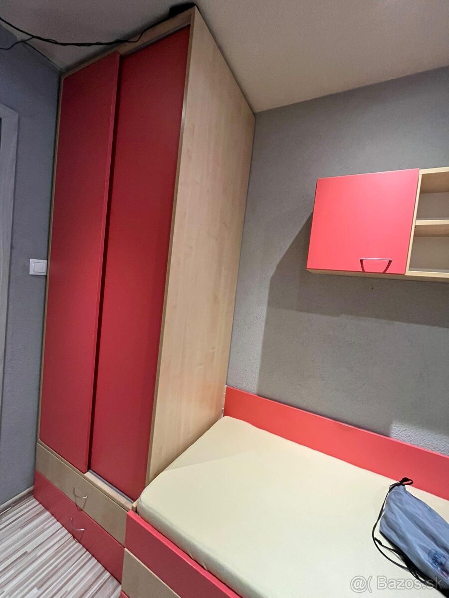 Dievčenská zostava - 7