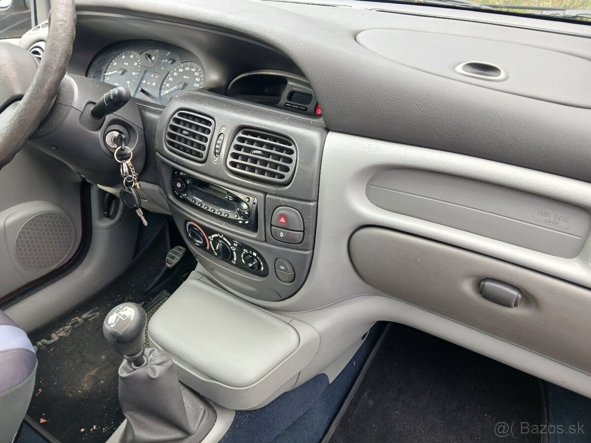 Predáme Renault Megane Scenic - 7