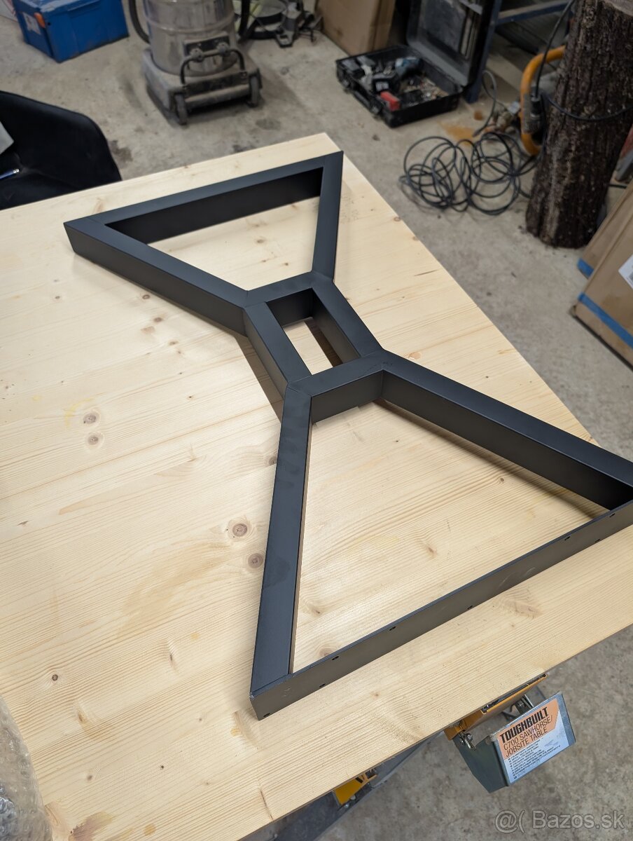 Jedálenský stôl - 7