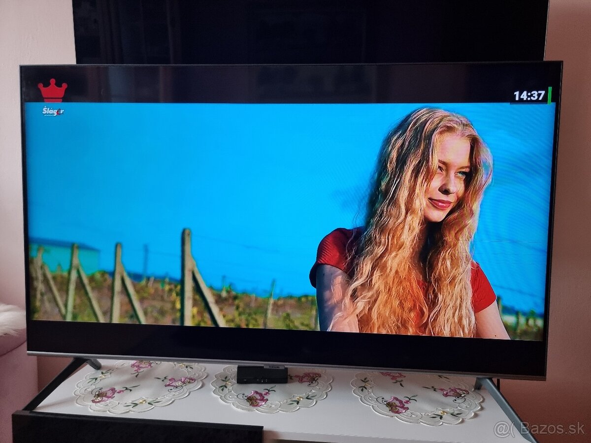Predám Smart LED TV Samsung UE55NU7093U 4K UHD s Wi-Fi - 7
