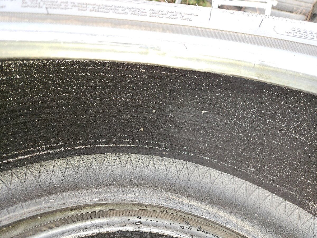 Goodyear sealTech 215/50 R19 - 7
