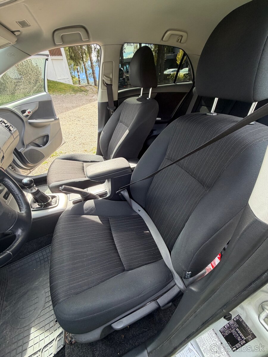 Toyota corolla 2.0 diesel - 7