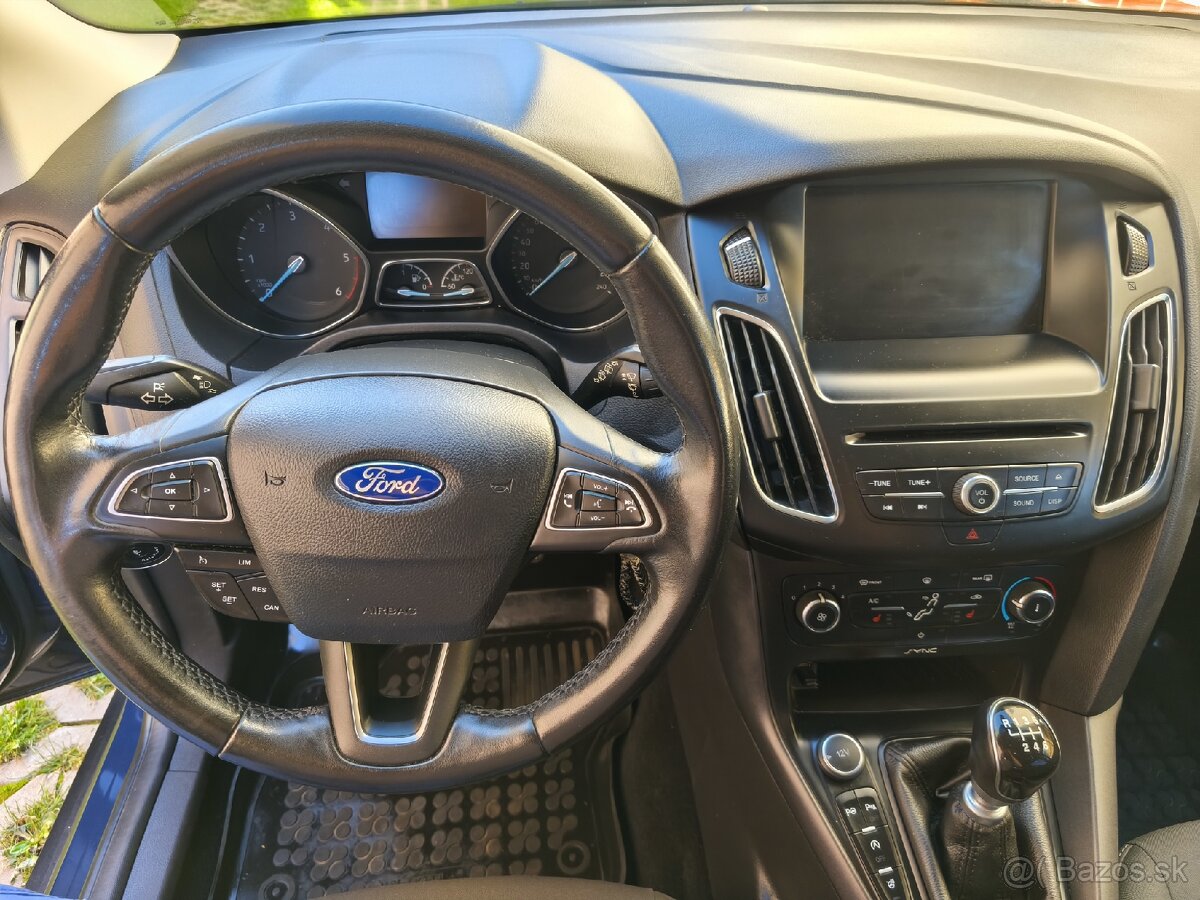 Ford Focus kombi - 7