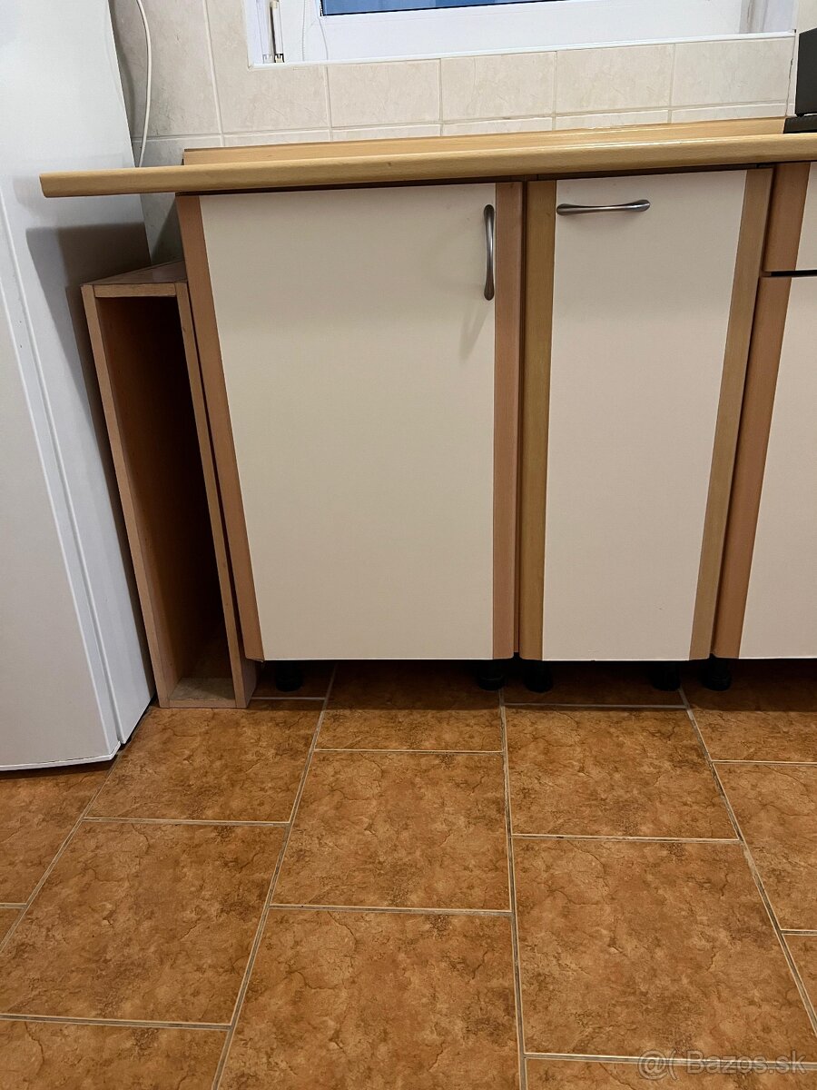 Kuchynská linka - 7