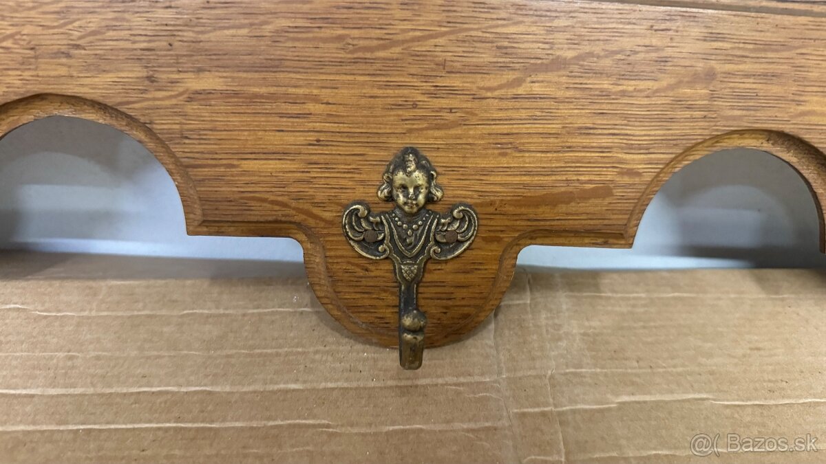 Starožitný rustikální věšák - 7