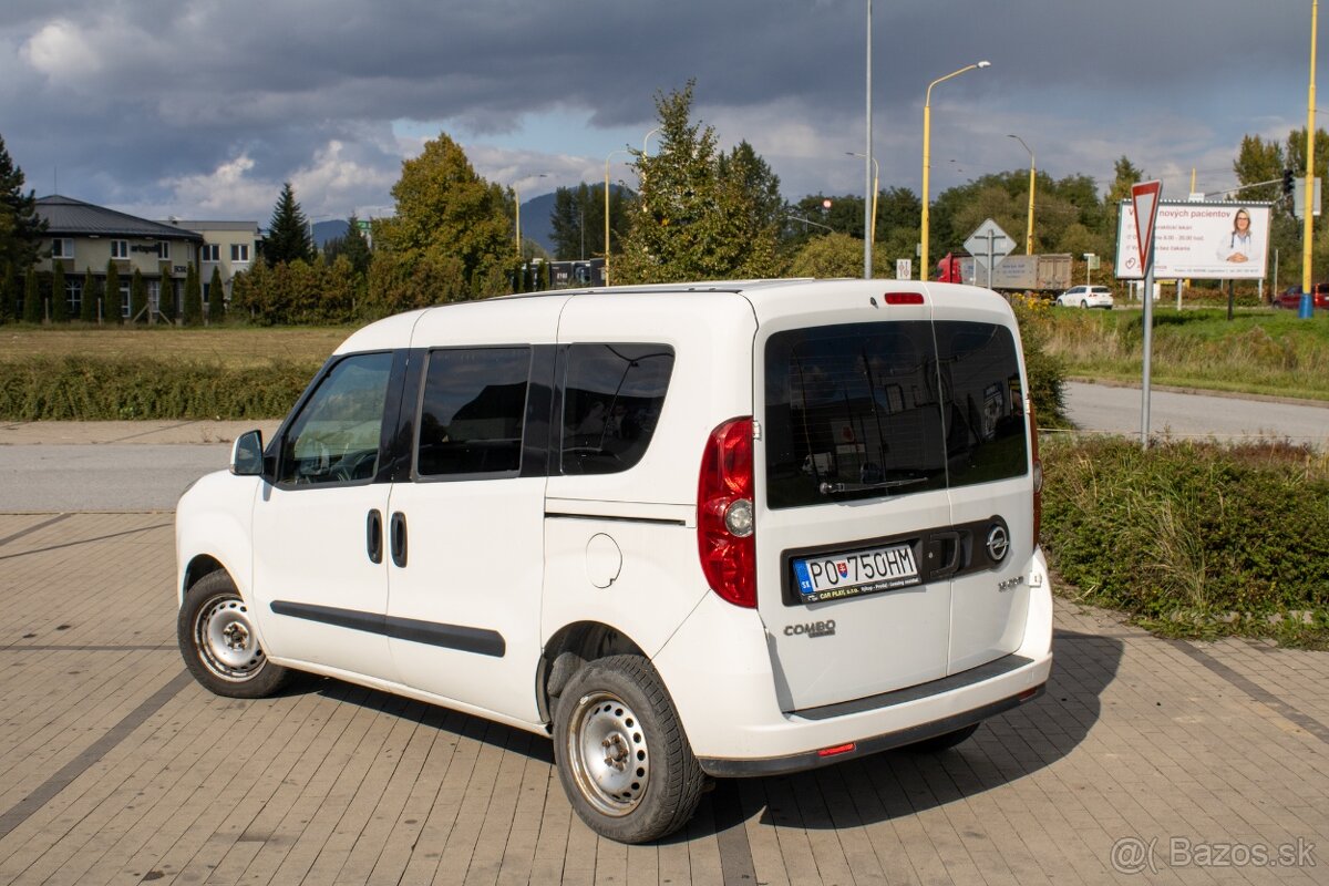 OPEL COMBO 1,6 CDTI 77KW 6MT - 7