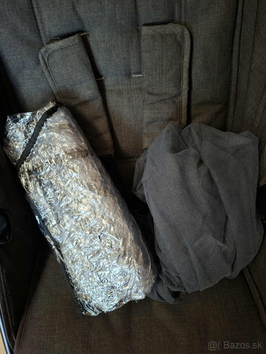 VALCO BABY Kočík športový Sport Trend 4 Black Charcoal - 7